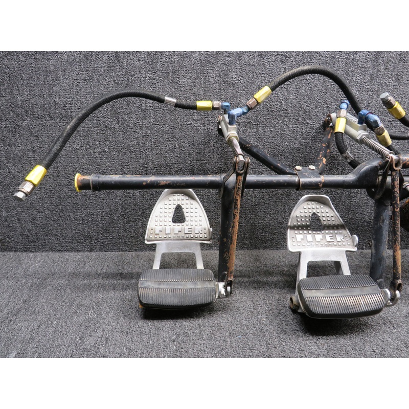 63459-018 Piper PA32RT-300T Dual Brake Rudder Pedal Bar Assy, Cylinders, Hoses