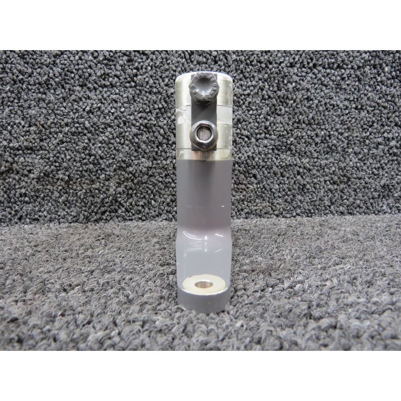 D195-1 Robinson R44 Forward Tail Rotor Yoke Assembly (Length: 3.75)