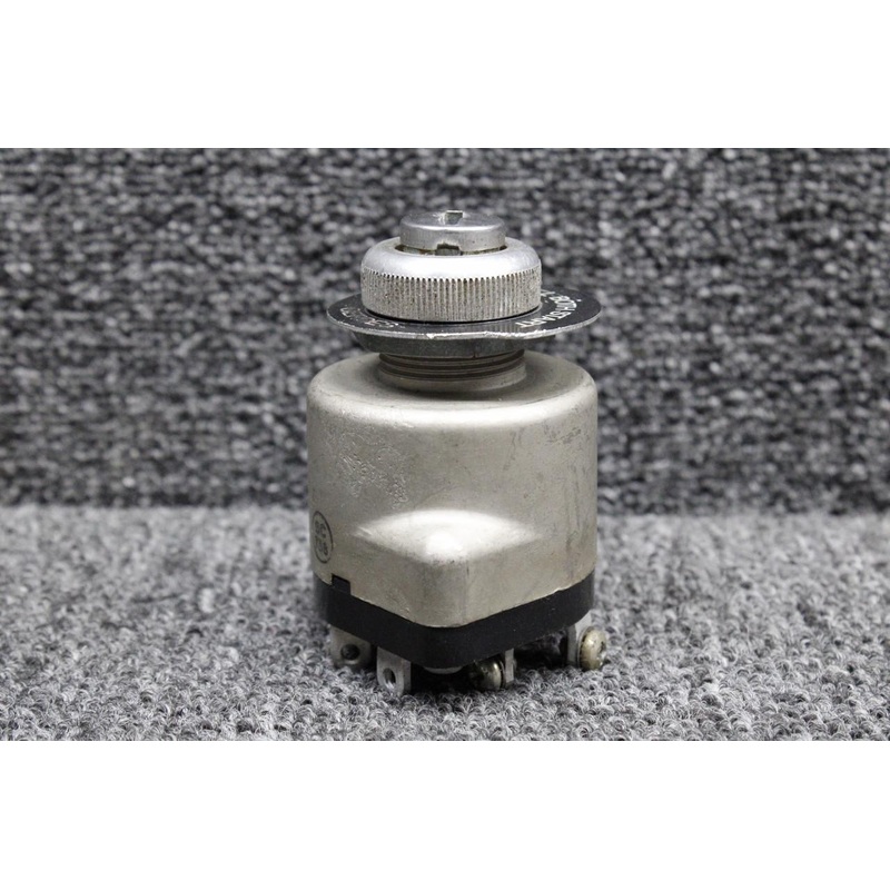 10-357200-1E Bendix Ignition Switch with Keys