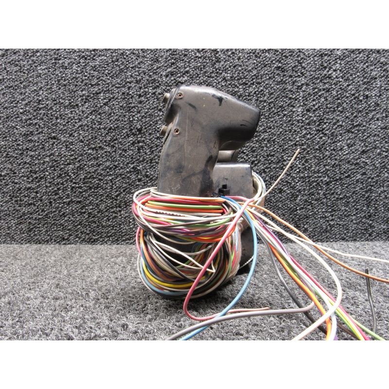 RF27-12-30 LearJet L-24B Pilot Control Wheel