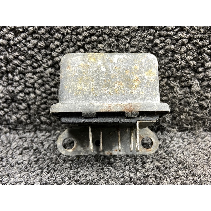 150-905 (Use: 9705-006-101) Piper PA32R-301 Relay (12V)