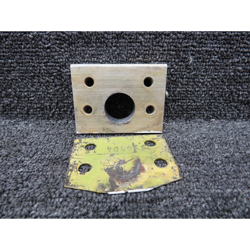 210067-7, 510004-15 Mooney M20E Main Gear Bracket Attachment and Plate LH