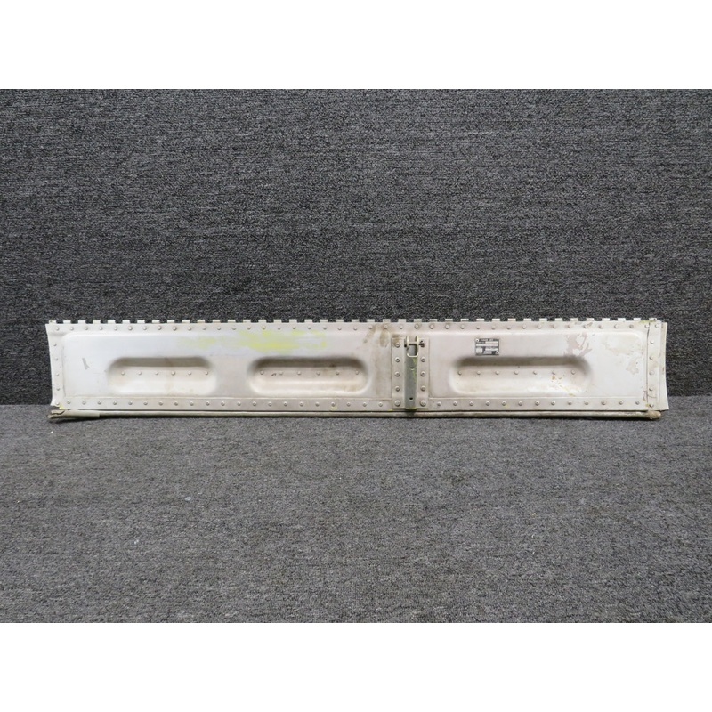 2310620-4 Learjet 25B Nose Gear Door Assembly RH (Damaged)