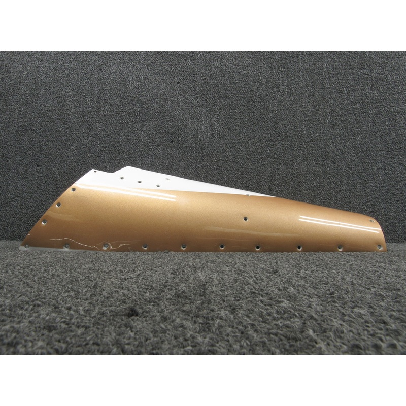 2312010-74 (Use: 2312010-76) Learjet 35A Stinger Access Cover