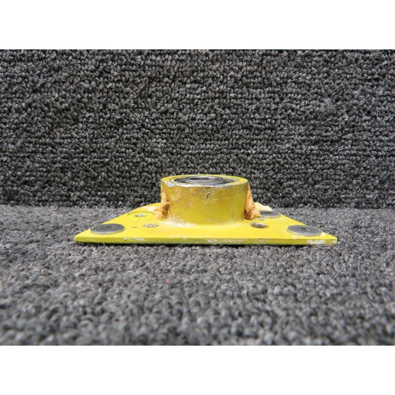 2315152-5 LearJet 24E Control Column Bearing Block Assembly