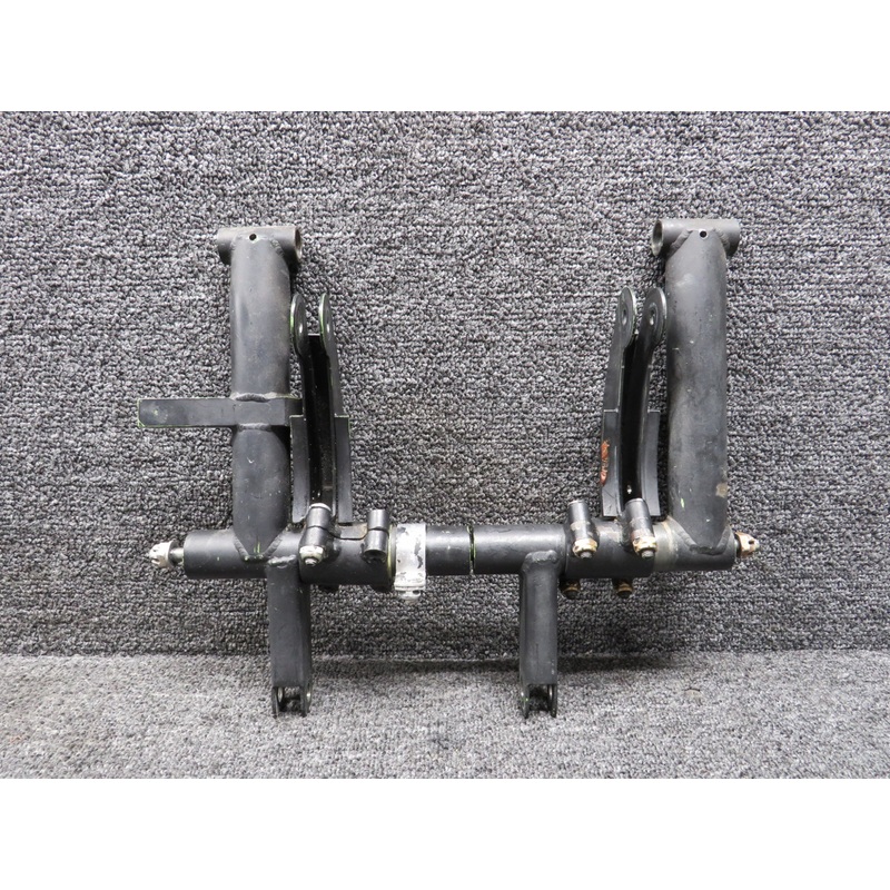 2315141-17, 2315141-5 LearJet 24E Pedal Support Assembly LH