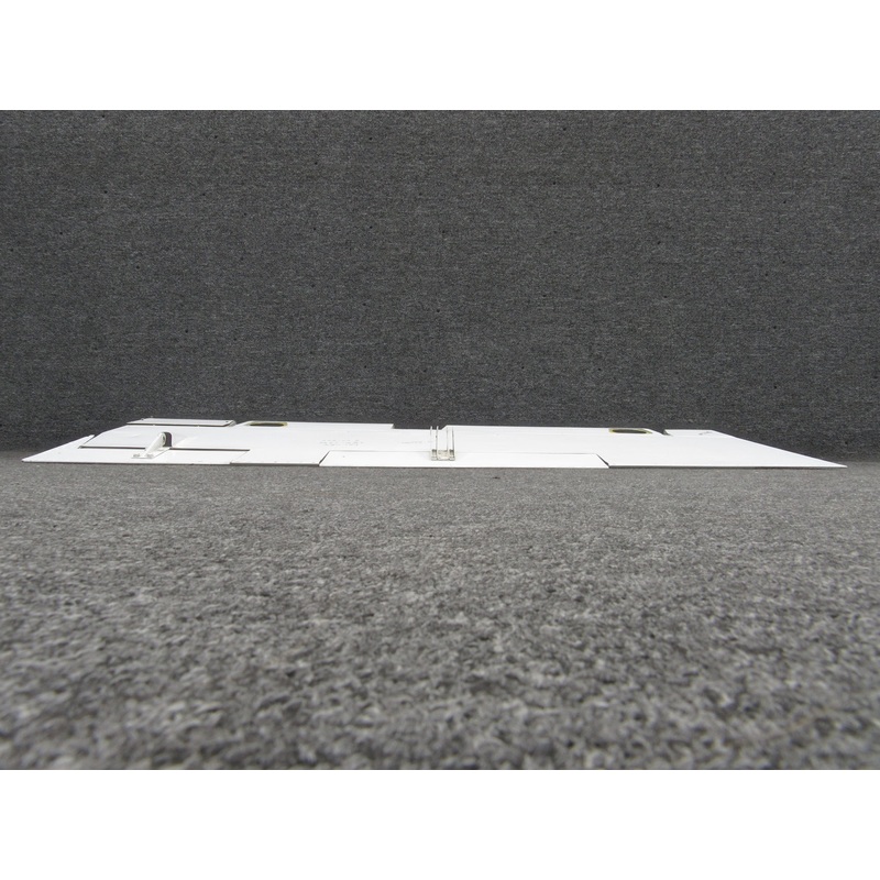 2424000-99 (Use: 2392011-1) Learjet 25D Aileron Assembly LH