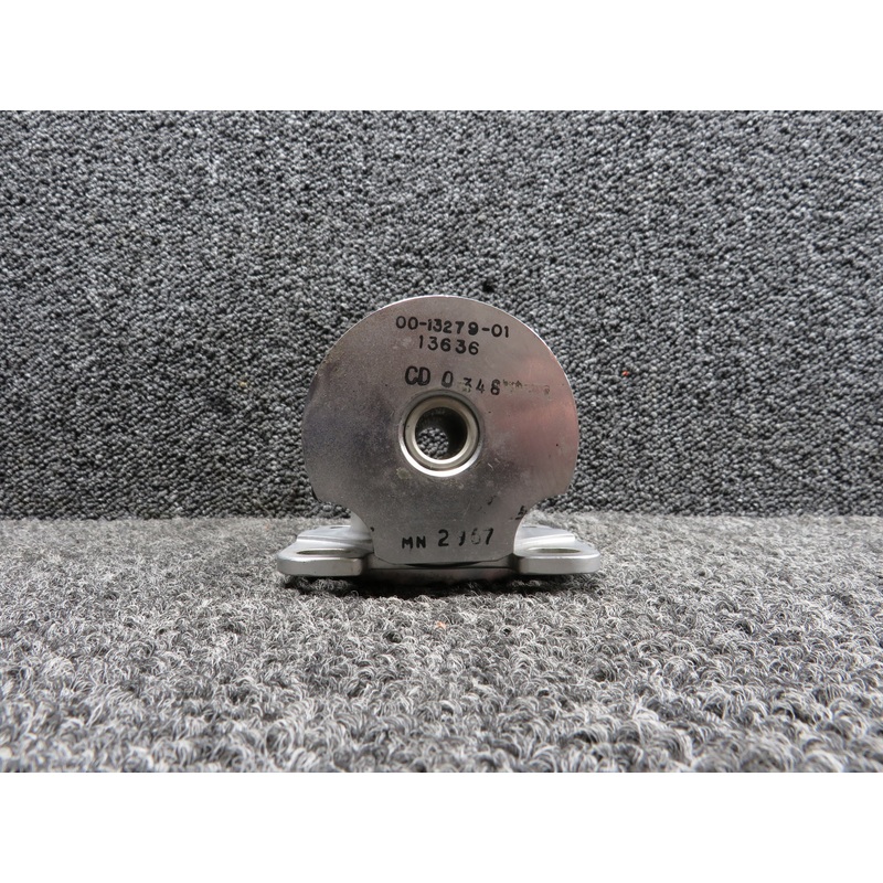 13636-93582-05 (Alt: 45AS42002-7) Engine Mount Vibration Isolator