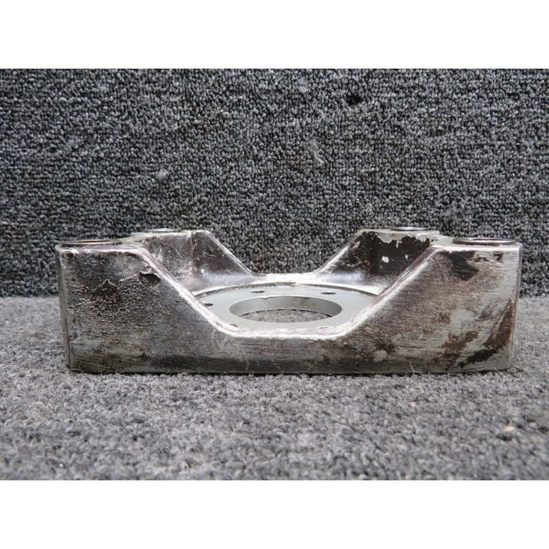 075-10150 Piper Aerostar 601P Torque Plate RH