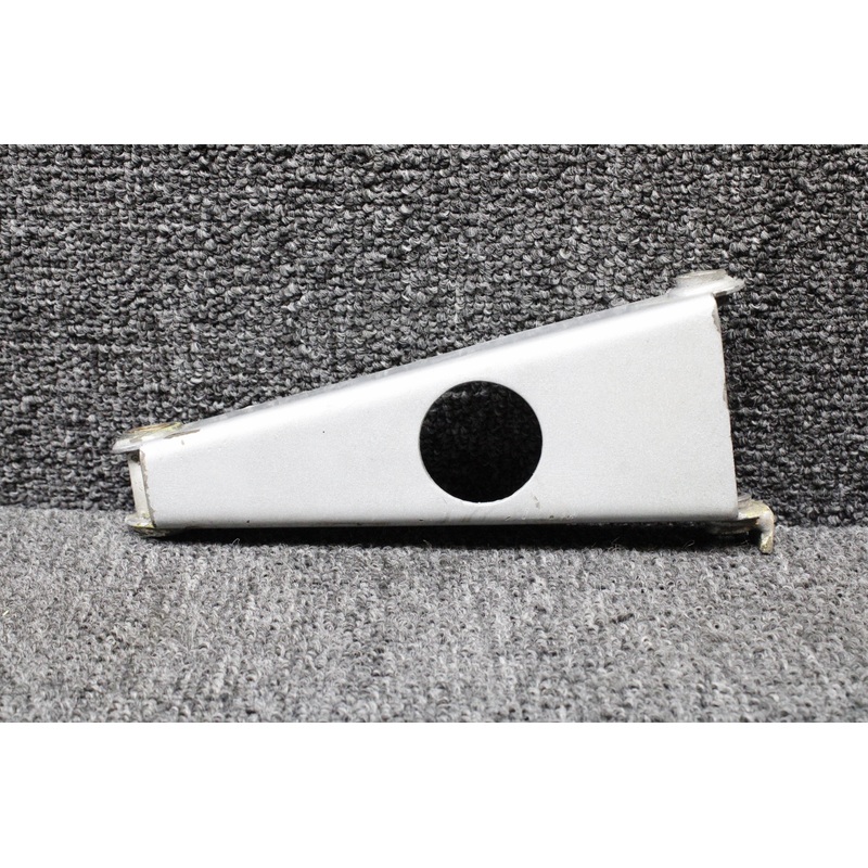 13074-002 (Use: 13074-002) Piper PA28-140 Nose Gear Torque Link Upper
