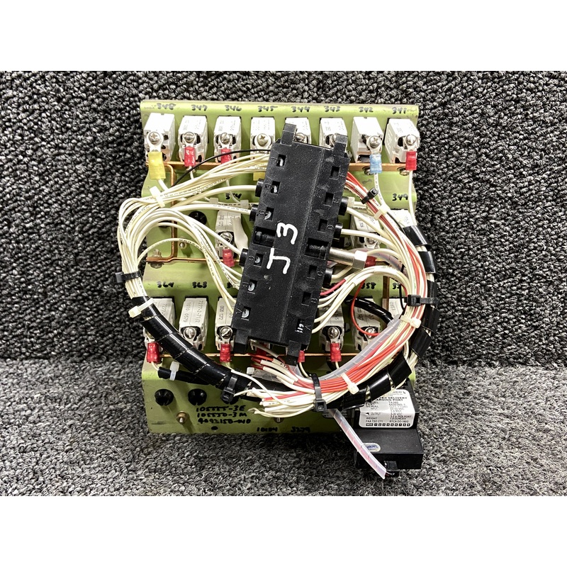 105555-003 Piper PA46R-350T Aft Pilot Circuit Breaker Panel Assy w Breakers