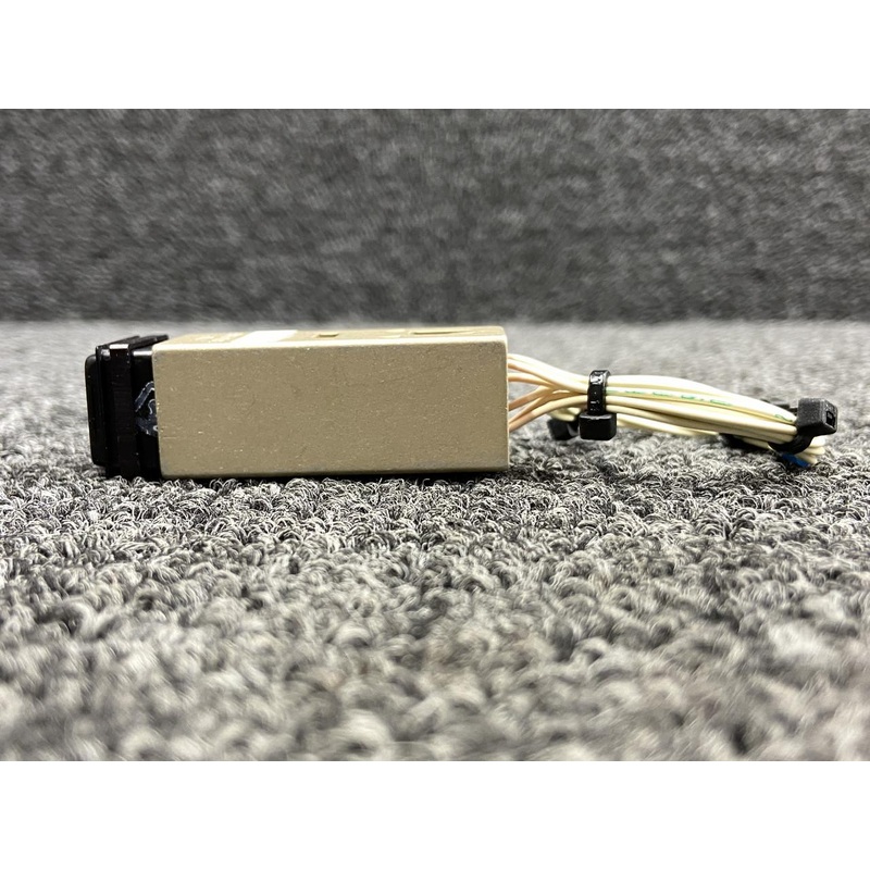 PS50199-10 Piper PA46R-350T Push to Reset Trim Switch