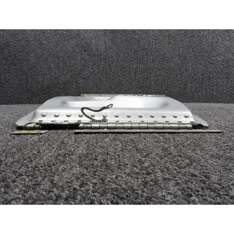 2492252-2 Learjet L-25XR Main Landing Gear Door Assembly Outboard RH
