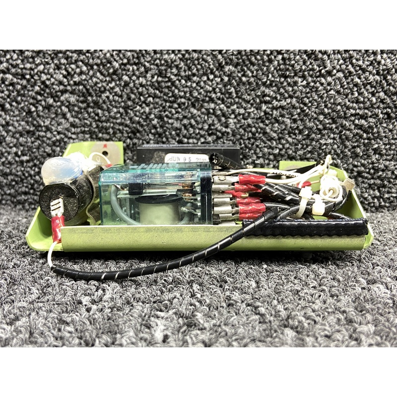 104238-003, 104236-002 Piper PA46R-350T Flap Control Electric Panel w Plate