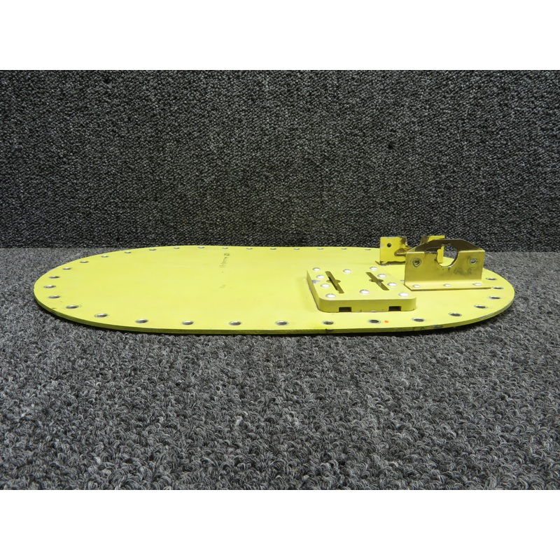 2516002-7 Learjet Access Fuel Cell Door RH and LH