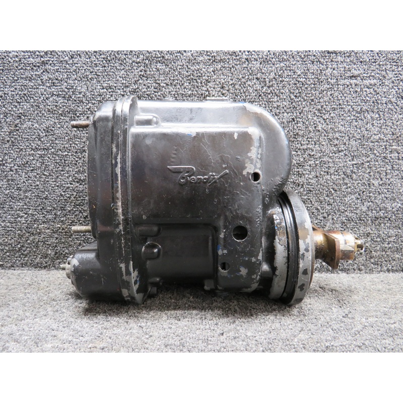 10-349310-1 Bendix S6LN-1209 Magneto (Worn Housing) (Core)