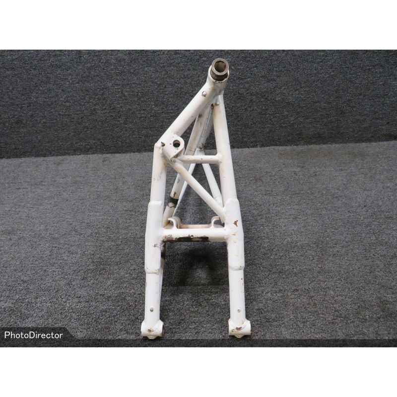 520001-502 Mooney M20 Main Landing Gear Leg RH Minus Bracket