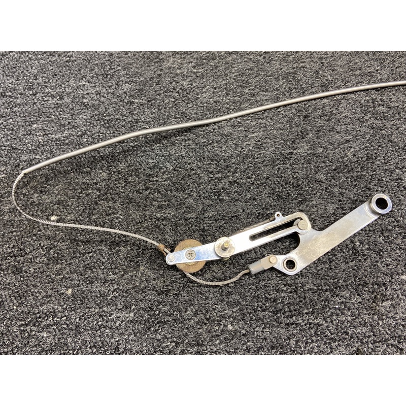 5415076-11 (Alt: 5415076-9) Lear Jet Upper Crew Door Uplock Release Cable w Bar
