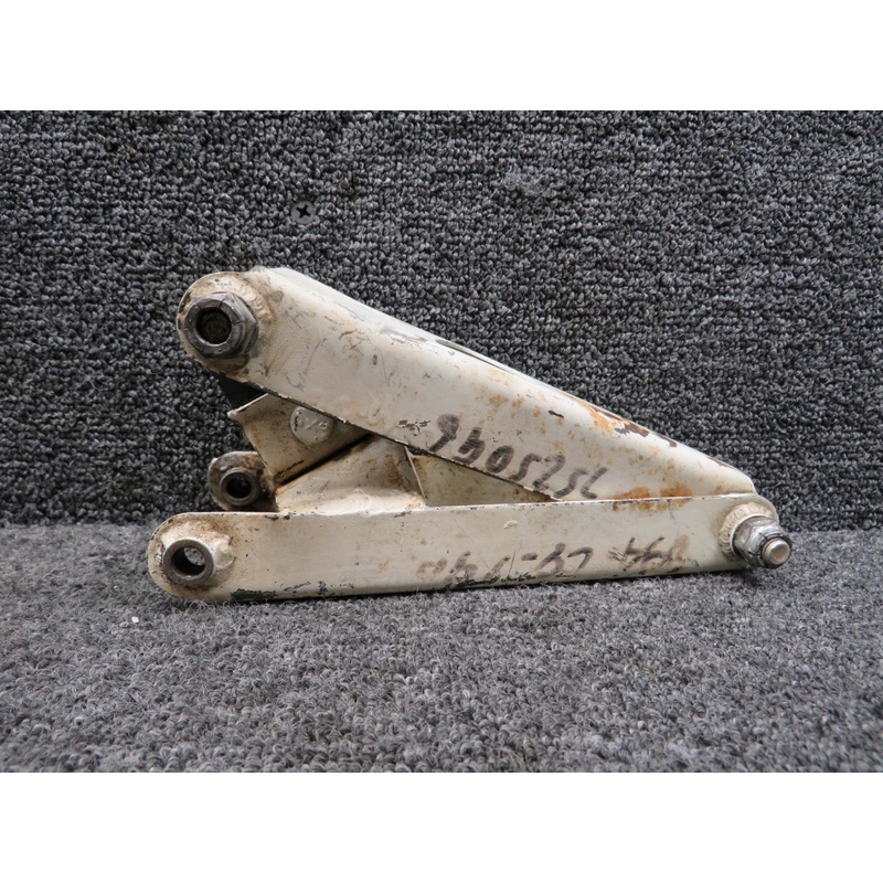 13074-002, 13074-003 Piper PA28-140 Nose Wheel Torque Link Set