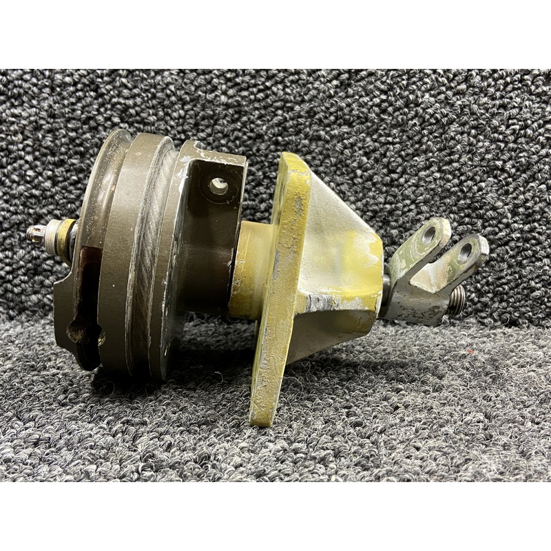 5425015-38, 5425016-5 Lear Jet 55 Aileron Sector Bellcrank RH w Bearing Support