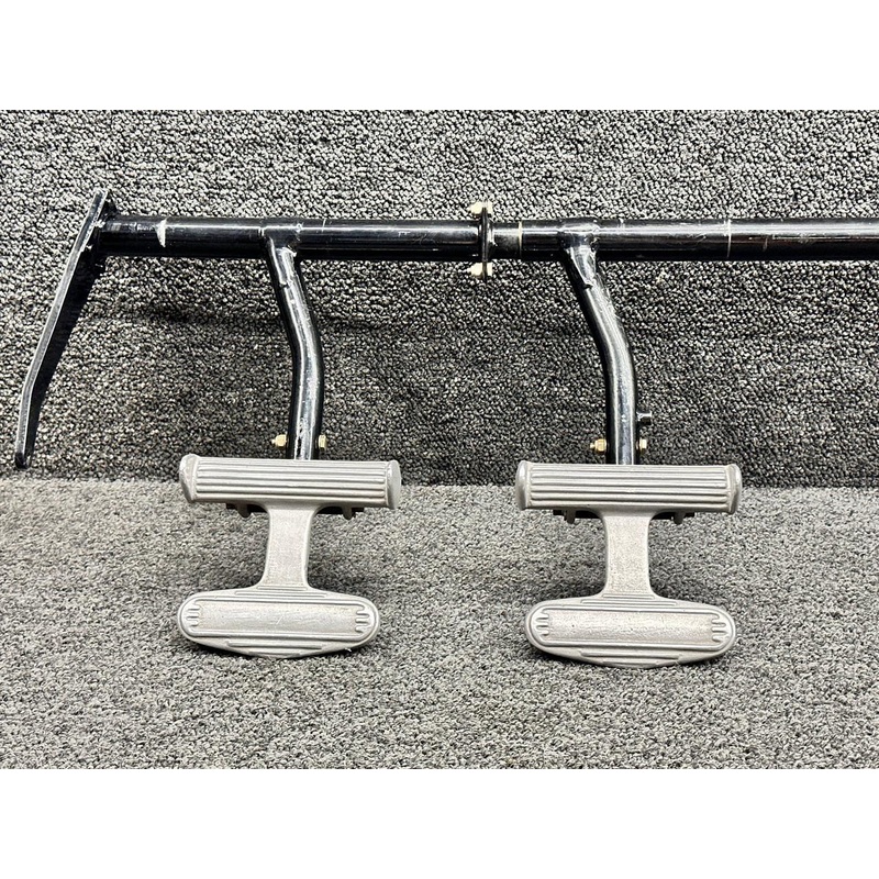 15821-002, 17530-002 Piper PA23-250 Rudder Pedal Bar Assembly with Pedals