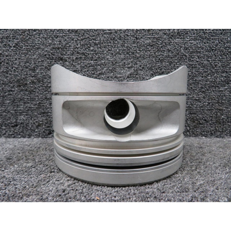 648045 Continental Piston (New Old Stock)