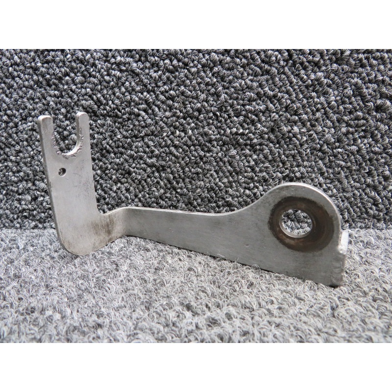 2550050-6 Cessna T303 Continental LTSIO-520-AE2B Throttle Control Bracket RH