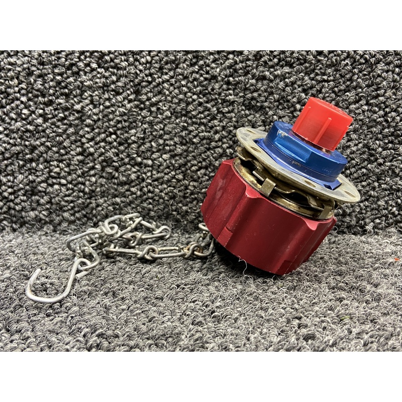 155-S7-12D Lear Jet 55 Quick Disconnect Cap Assembly w Chain