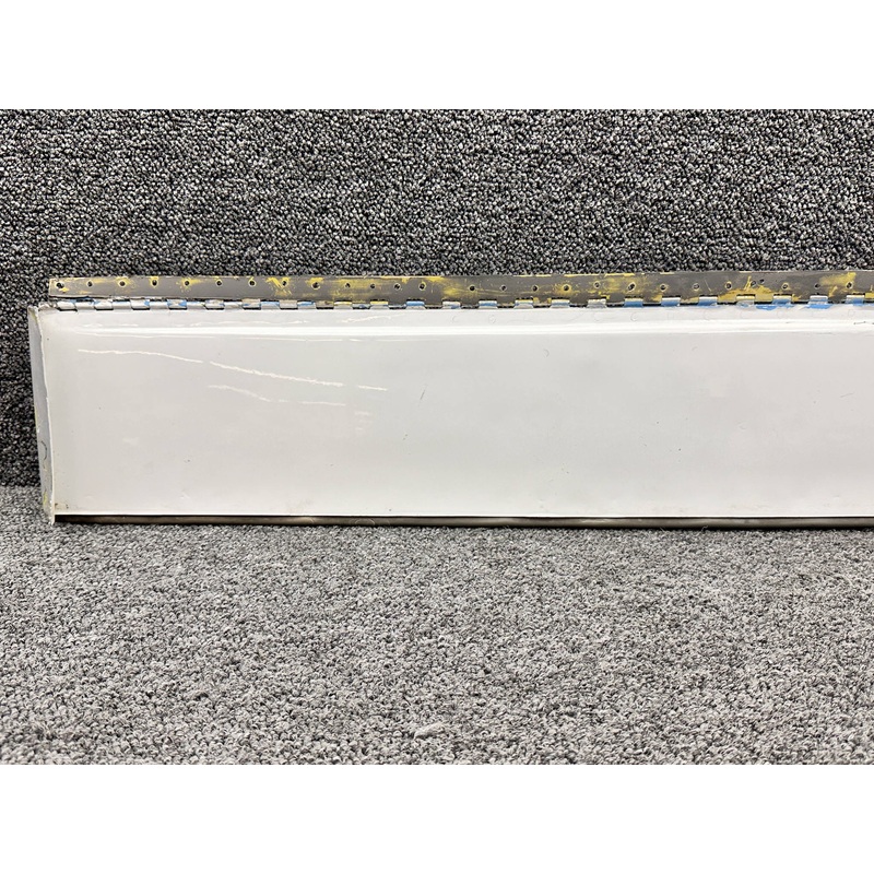 2310620-4 Lear Jet 25B Nose Gear Door Assembly RH