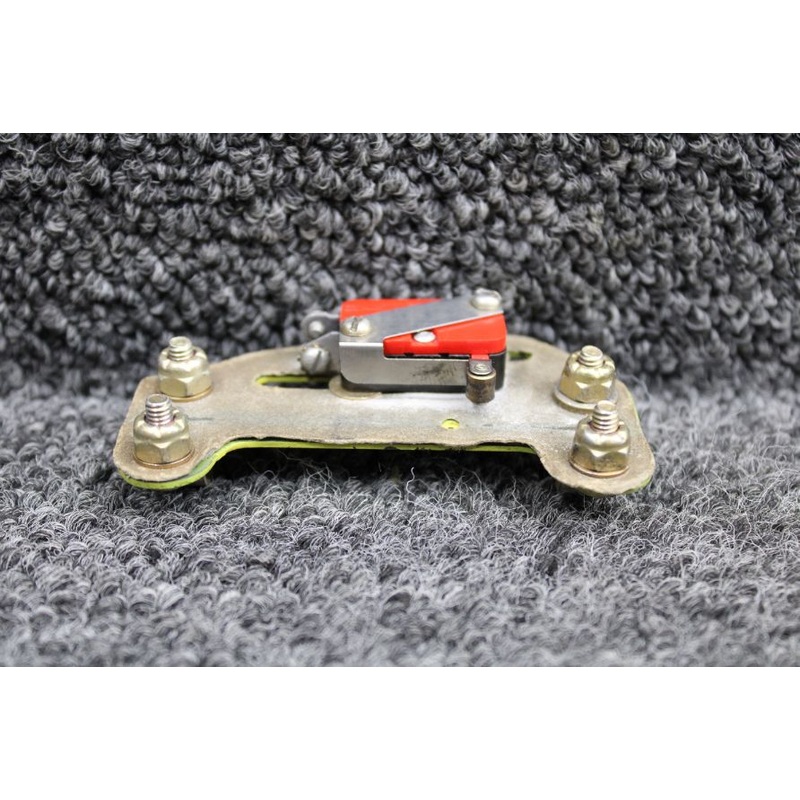 V3-1, 660052-001 Mooney M20J Throttle Position Landing Gear Warning Switch Assy