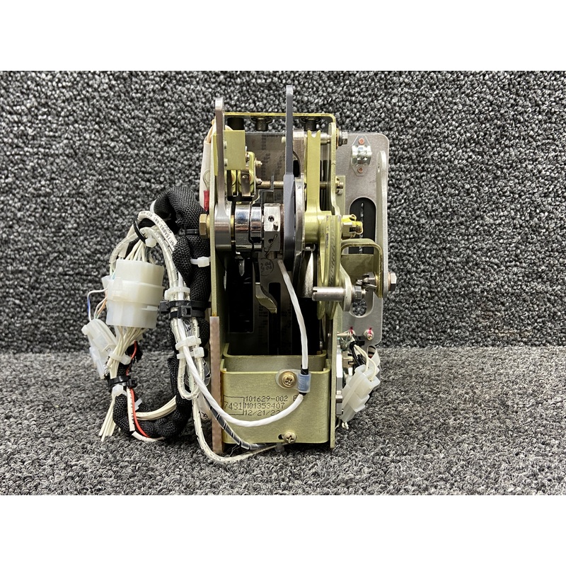 101603-005 (Alt: 46F76A007-003) Piper M600 Engine Control Quadrant Assy w Cover