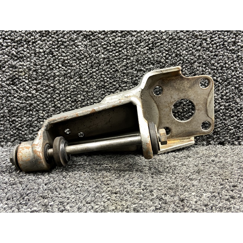 1250213-15 Continental TSIO-520-H4B Alternator Support Assembly