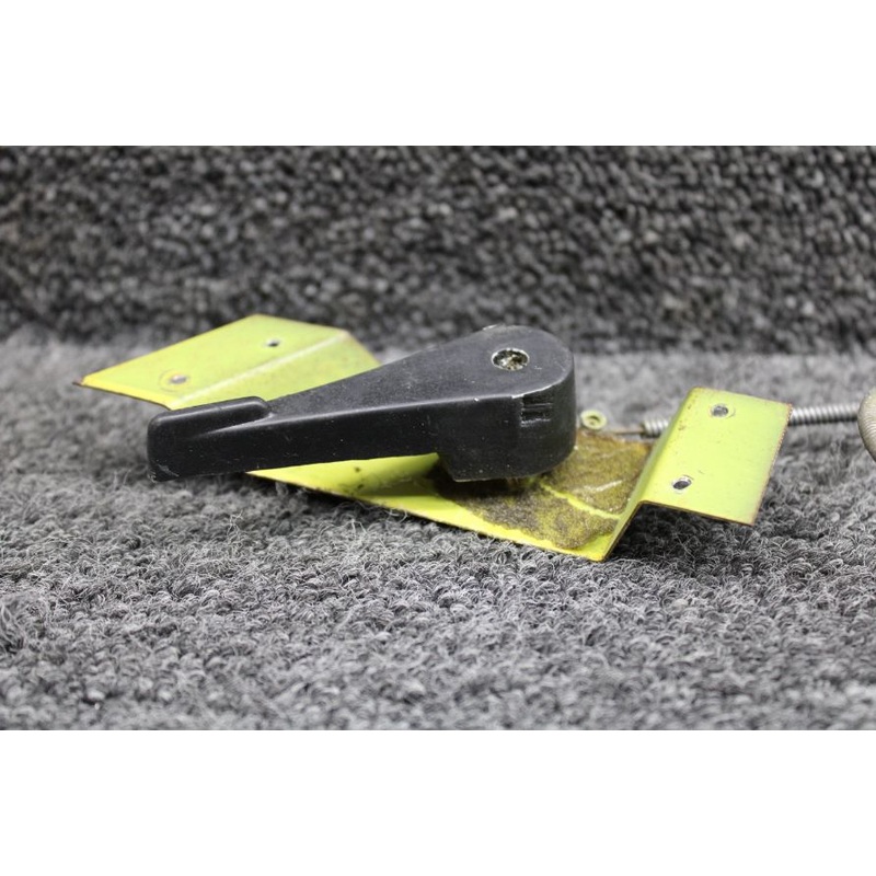 140171-000, 140156-014 Mooney M20F Aft Seat Adjust Handle RH w Gusset and Cable