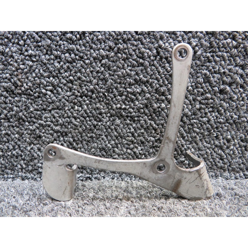 2550143-1 Cessna T303 Continental TSIO-520-AE Engine Control Bracket LH