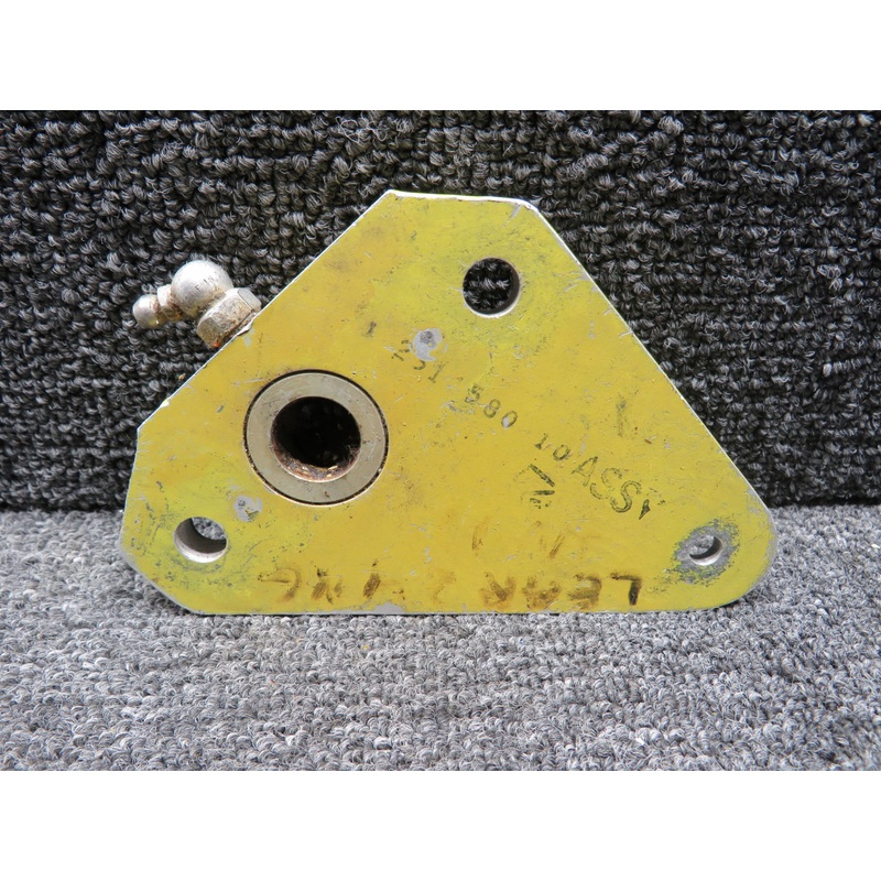 2311580-13 Learjet 35 Bearing Plate Assembly