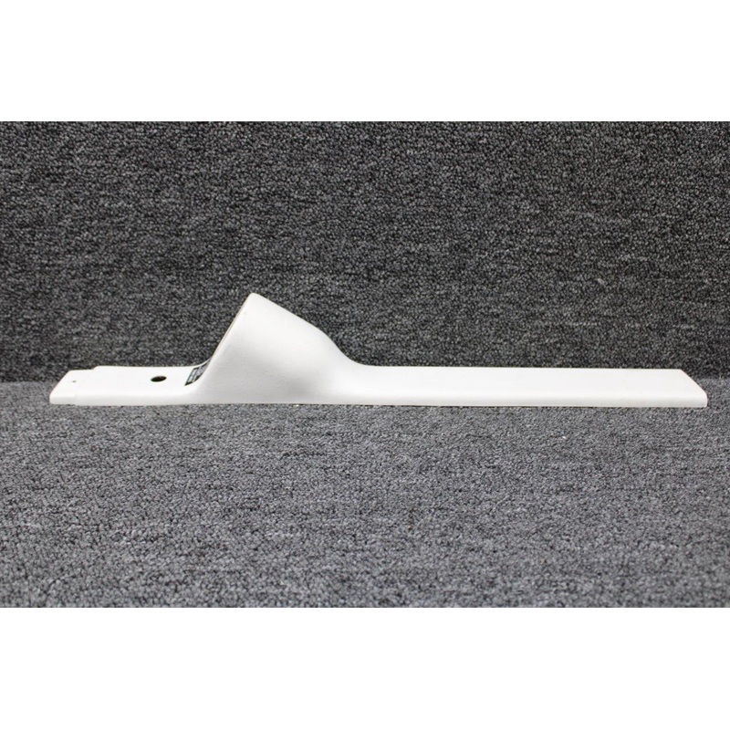 105915-002 Piper PA46-350P Center Post Cover