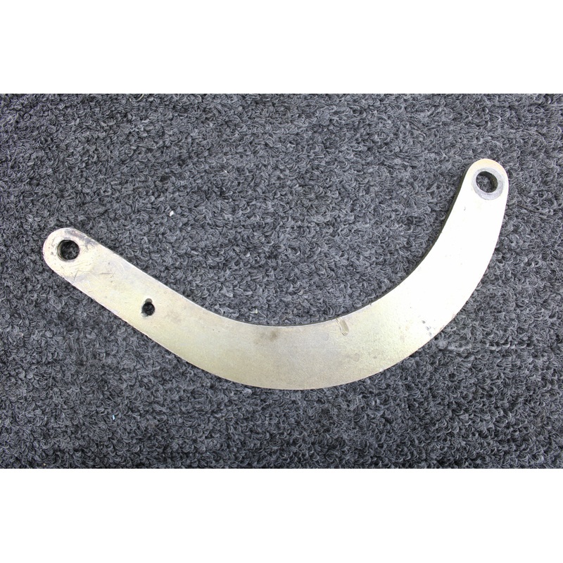 631200 Continental IO-470-V Alternator Support Bracket Lower