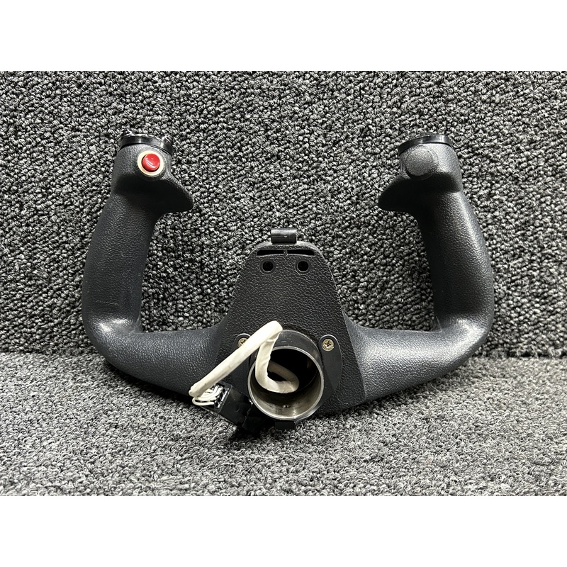 100572-005 Piper PA46-350P Co-Pilot Control Wheel with Switches