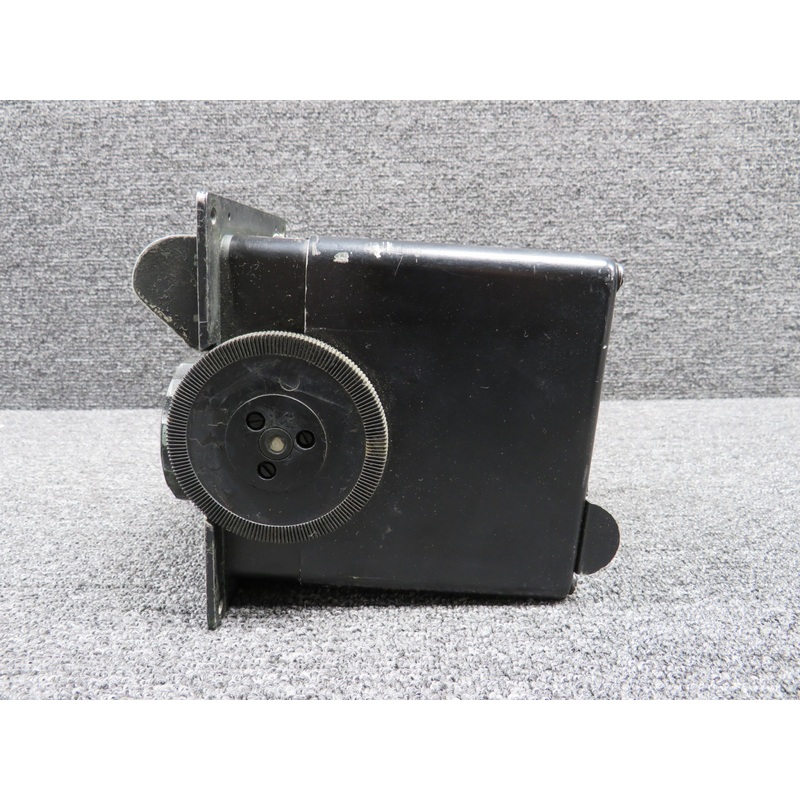 15711-1-F Bendix PB-10A Automatic Pilot System Controller (Worn Face)