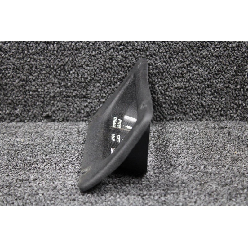 104183-002 (Use: 104183-802) Piper PA46-350P Pitot and Static Drain Cover