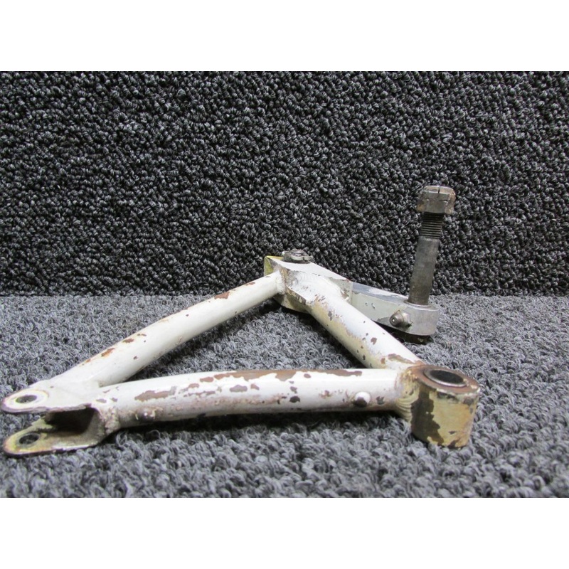520006-962 Mooney M20D Landing Gear Hinge RH