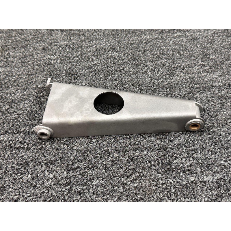 13074-002 Piper PA32-260 Nose Wheel Torque Link Upper (Bead Blasted)