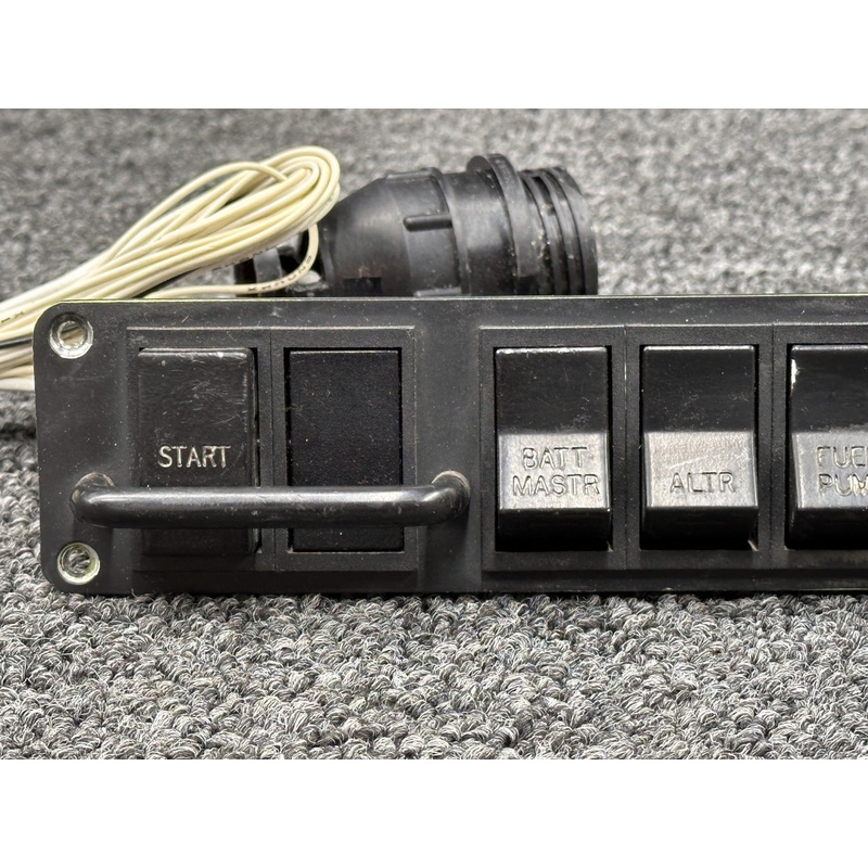 107578-003, 8941K699 Piper PA28-181 Rocker Switch Panel Assembly