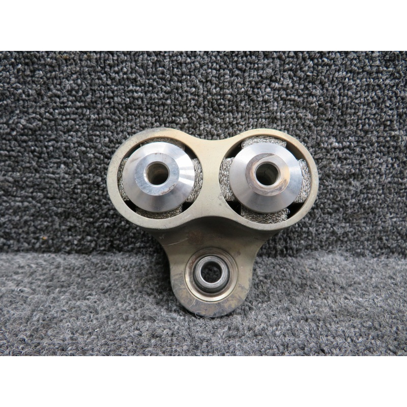 LM-833-SA16 (Alt: 6600309-005) LearJet Isolator Assembly