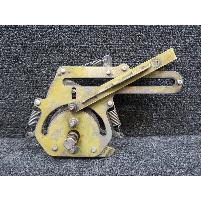 101-910083-17 (Use: 101-910083-33) Beechcraft King Air 200 Override Assy