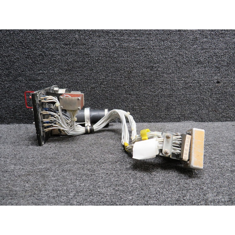 2614045-25 Learjet Fuel Control Panel (Minus Indicator)