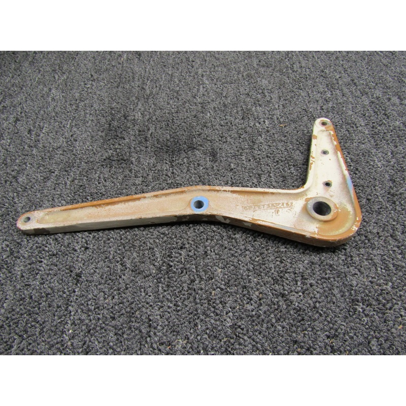 0812735-4 Back Seat Pivot Arm RH