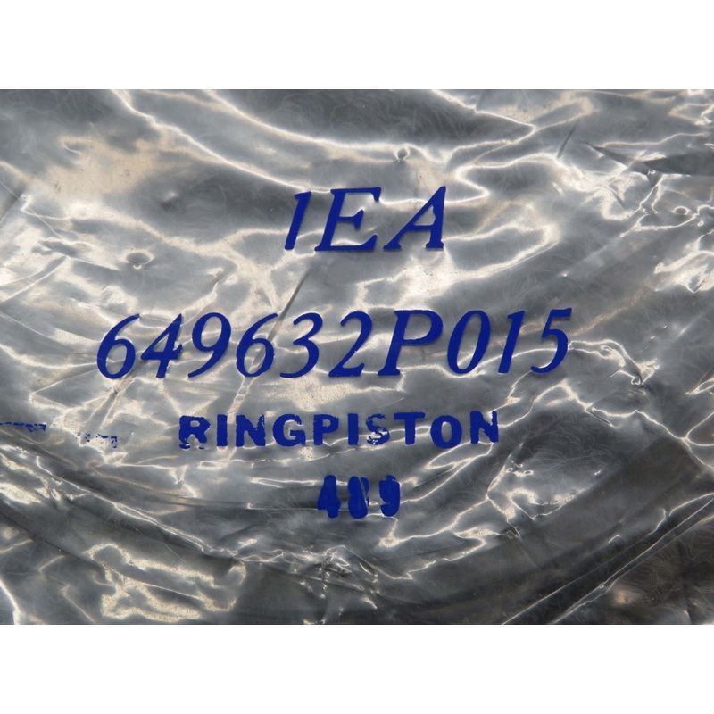 649632A1 Continental Piston Ring Set (New Old Stock)