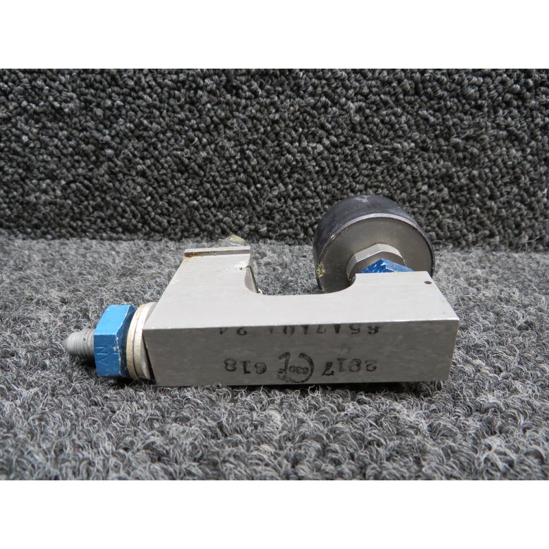 05167-18215203 Cessna Citation Pressure Gauge