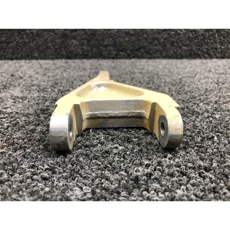 105041-002 Piper PA34-200T Nose Gear Torque Link Upper / Lower